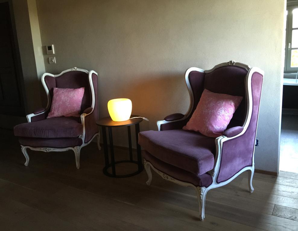 Miaclara Relais Guest House Алба Стая снимка